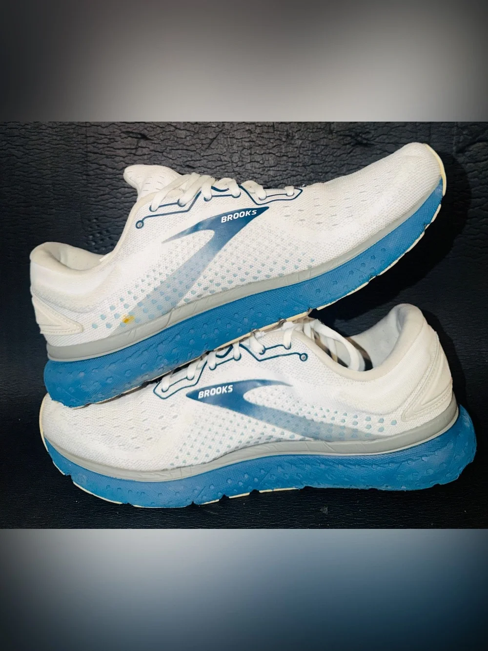 Brooks White and Blue Glycerin Running Sneakers